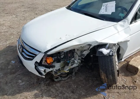 2011 Honda Accord 2.4 Lx из США, поврежденный, VIN 1HGCP2F31BA014896